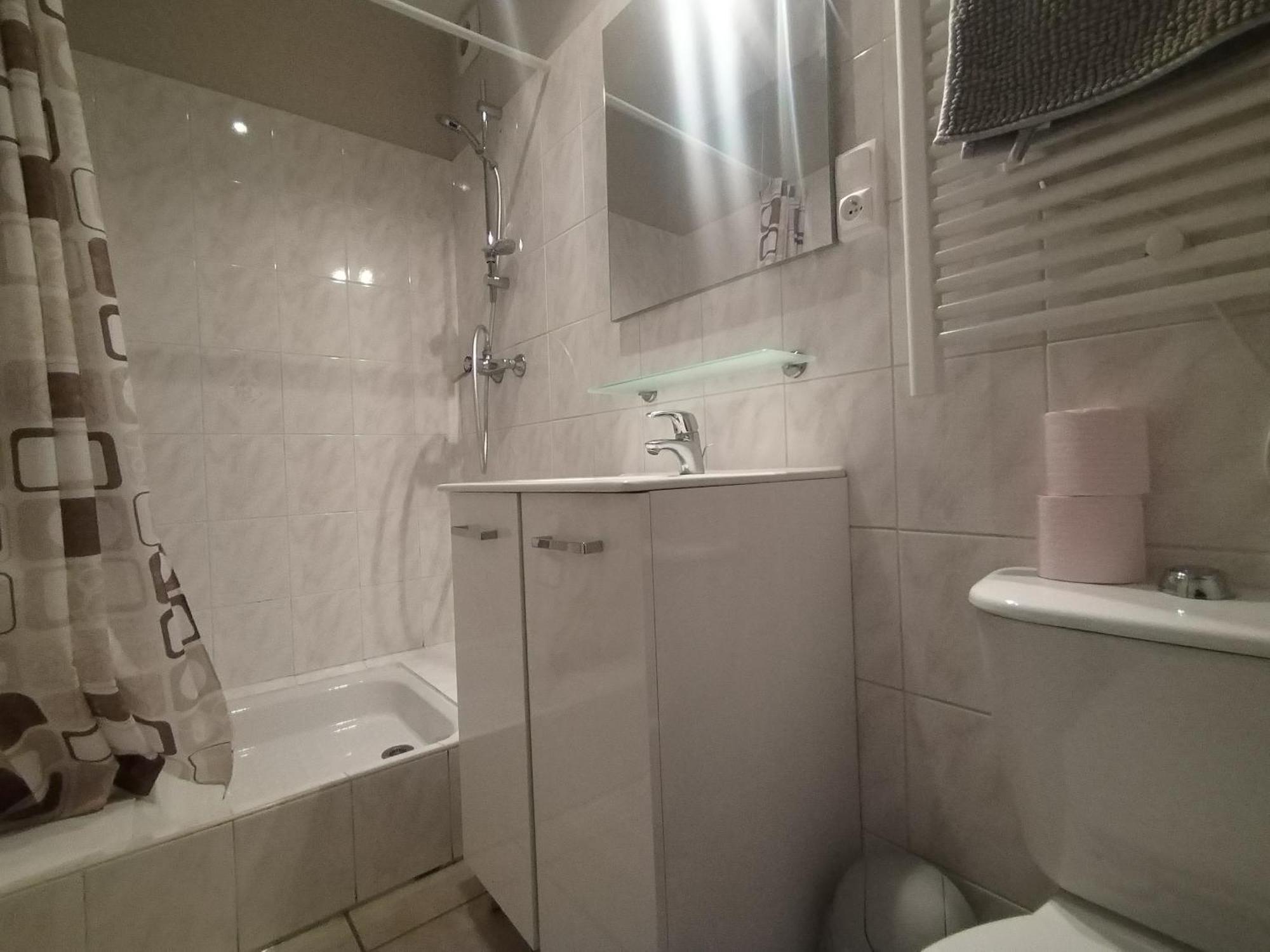 Latre Freres Location Apartment Лурд Екстериор снимка